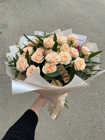 Букет Кремовые розы Латте в Юрино